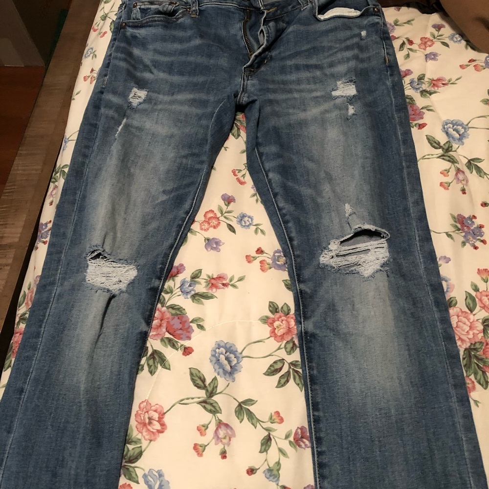 American Eagle torn jeans